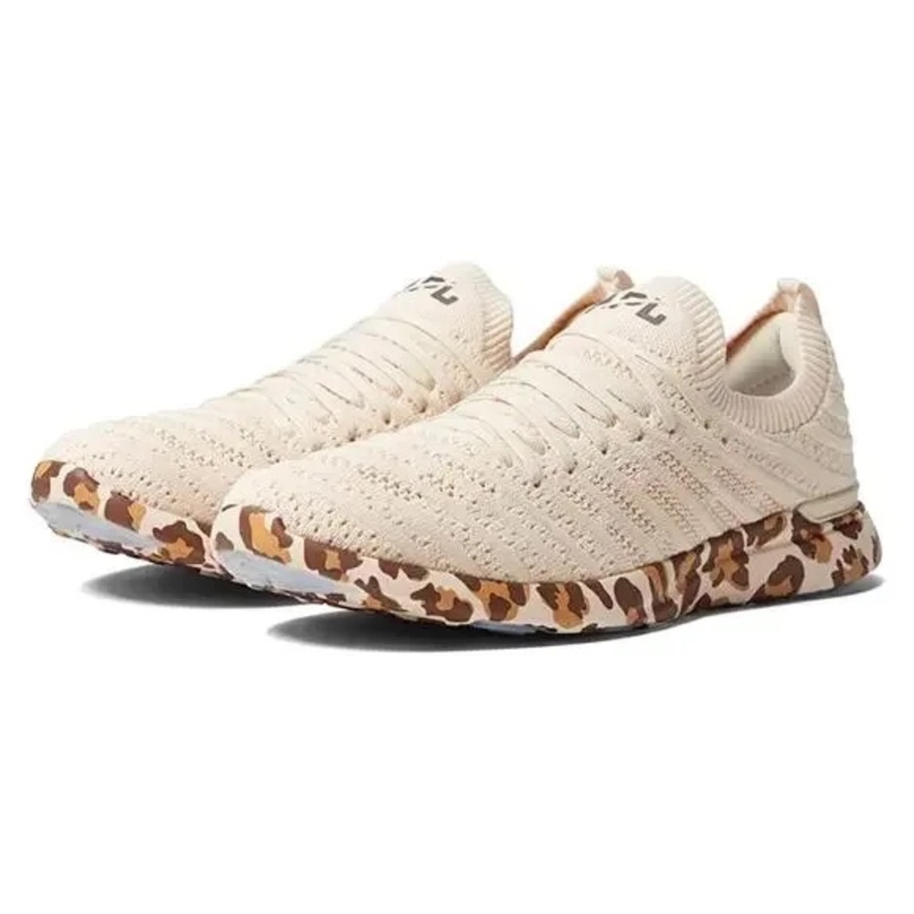 APL TechLoom Wave Sneakers - Warm Silk Leopard Pink - Size 7.5 New - SOLD OUT